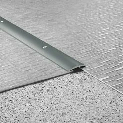 BAUHAUS LOGOCLIC Übergangsprofil Grau, 1 M X 30 Mm X 4,5 Mm, Montageart: Schrauben