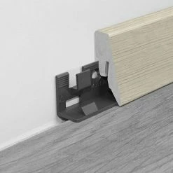 BAUHAUS LOGOCLIC Sockelleiste K40 C Steirische Eiche 2,6 M X 19 Mm X 40 Mm, Gerade