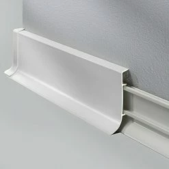 BAUHAUS LOGOCLIC Klemmsockelleiste KSL Hellgrau, 2,5 M X 18,5 Mm X 60 Mm